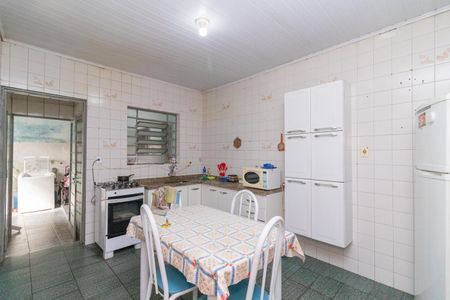 Casa à venda com 180m², 4 quartos e 2 vagasCozinha 1