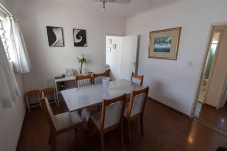 Casa à venda com 138m², 4 quartos e 4 vagas Casa à venda com 138m², 4 quartos e 4 vagasSALA DE JANTAR