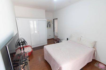 Casa à venda com 138m², 4 quartos e 4 vagas Casa à venda com 138m², 4 quartos e 4 vagasQUARTO 4