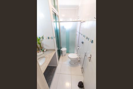 Casa à venda com 138m², 4 quartos e 4 vagas Casa à venda com 138m², 4 quartos e 4 vagasBANHEIRO SOCIAL