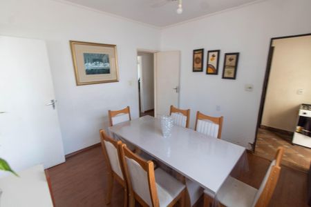 Casa à venda com 138m², 4 quartos e 4 vagas Casa à venda com 138m², 4 quartos e 4 vagasSALA DE JANTAR