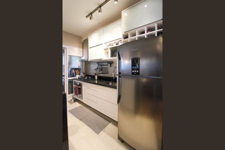 Apartamento à venda com 96m², 3 quartos e 2 vagas Apartamento à venda com 96m², 3 quartos e 2 vagasCozinha