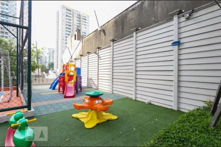 Apartamento à venda com 96m², 3 quartos e 2 vagas Apartamento à venda com 96m², 3 quartos e 2 vagasPlayground