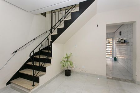 Casa à venda com 88m², 2 quartos e 1 vagaSala