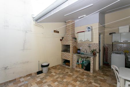 Casa à venda com 88m², 2 quartos e 1 vagaChurrasqueira