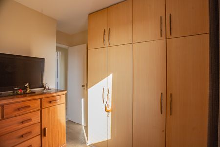 Apartamento à venda com 74m², 3 quartos e 2 vagasQuarto 3
