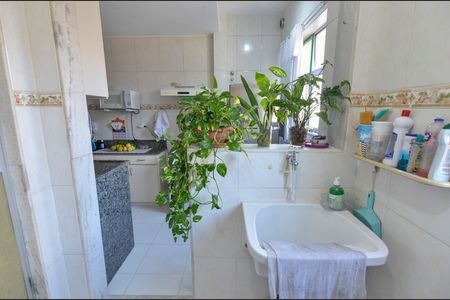 Apartamento à venda com 71m², 2 quartos e 1 vagaÁrea de Serviço