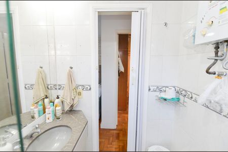 Apartamento à venda com 71m², 2 quartos e 1 vagaBanheiro