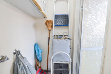 Apartamento à venda com 71m², 2 quartos e 1 vagaBanheiro de Serviço