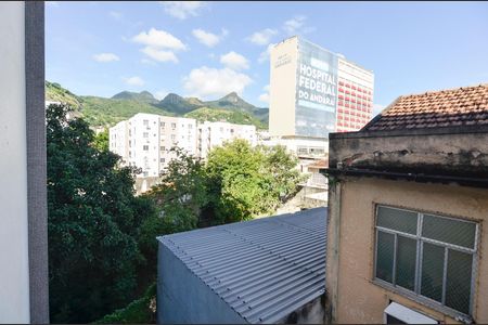 Apartamento à venda com 71m², 2 quartos e 1 vagaSala