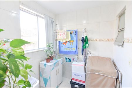 Apartamento à venda com 71m², 2 quartos e 1 vagaÁrea de Serviço