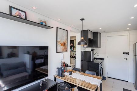Apartamento à venda com 33m², 2 quartos e sem vaga Apartamento à venda com 33m², 2 quartos e sem vagaSala, cozinha e área de serviço