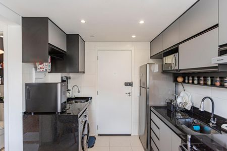 Apartamento à venda com 33m², 2 quartos e sem vaga Apartamento à venda com 33m², 2 quartos e sem vagaSala, cozinha e área de serviço