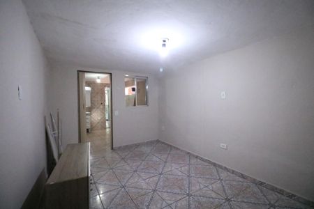 Casa à venda com 100m², 2 quartos e 2 vagas Casa à venda com 100m², 2 quartos e 2 vagasCasa 2