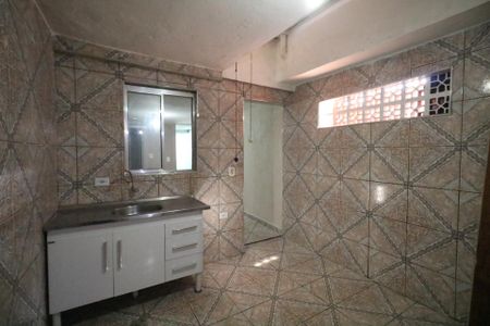 Casa à venda com 100m², 2 quartos e 2 vagas Casa à venda com 100m², 2 quartos e 2 vagasCasa 2