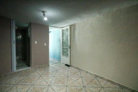 Casa à venda com 100m², 2 quartos e 2 vagas Casa à venda com 100m², 2 quartos e 2 vagasCasa 2