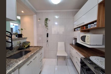 Apartamento à venda com 48m², 2 quartos e 1 vagaCozinha 