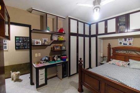 Casa de condomínio para alugar com 200m², 5 quartos e 2 vagas Casa de condomínio para alugar com 200m², 5 quartos e 2 vagasSuíte 3