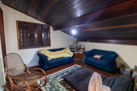 Casa de condomínio para alugar com 200m², 5 quartos e 2 vagas Casa de condomínio para alugar com 200m², 5 quartos e 2 vagasSuíte 1