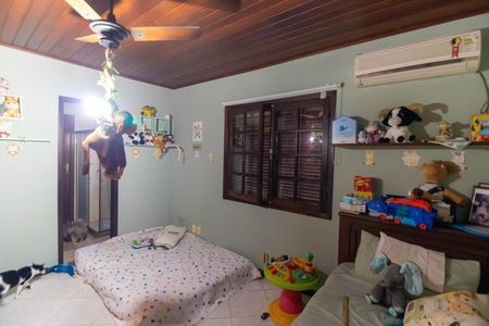 Casa de condomínio para alugar com 200m², 5 quartos e 2 vagas Casa de condomínio para alugar com 200m², 5 quartos e 2 vagasSuíte 2