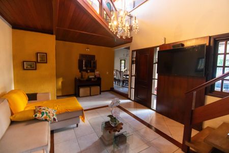 Casa de condomínio para alugar com 200m², 5 quartos e 2 vagas Casa de condomínio para alugar com 200m², 5 quartos e 2 vagasSala