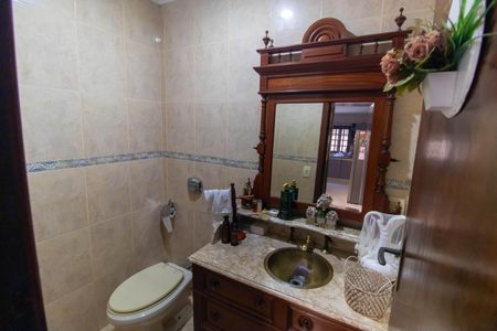 Casa de condomínio para alugar com 200m², 5 quartos e 2 vagas Casa de condomínio para alugar com 200m², 5 quartos e 2 vagasLavabo