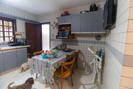 Casa de condomínio para alugar com 200m², 5 quartos e 2 vagas Casa de condomínio para alugar com 200m², 5 quartos e 2 vagasCozinha