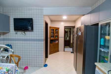 Casa de condomínio para alugar com 200m², 5 quartos e 2 vagas Casa de condomínio para alugar com 200m², 5 quartos e 2 vagasCozinha