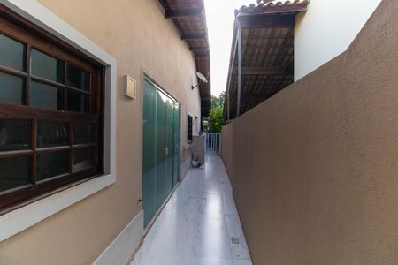 Casa de condomínio para alugar com 200m², 5 quartos e 2 vagas Casa de condomínio para alugar com 200m², 5 quartos e 2 vagasÁrea externa