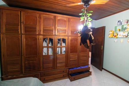 Casa de condomínio para alugar com 200m², 5 quartos e 2 vagas Casa de condomínio para alugar com 200m², 5 quartos e 2 vagasSuíte 2