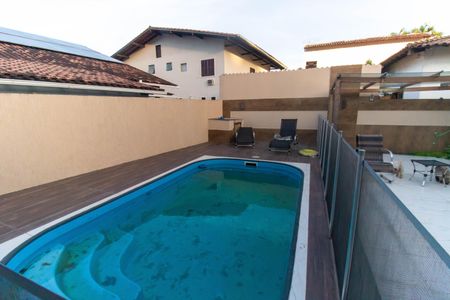 Casa de condomínio para alugar com 200m², 5 quartos e 2 vagas Casa de condomínio para alugar com 200m², 5 quartos e 2 vagasÁrea externa