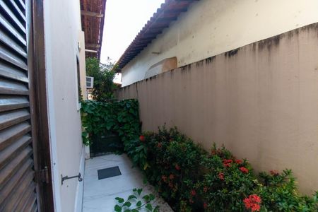 Casa de condomínio para alugar com 200m², 5 quartos e 2 vagas Casa de condomínio para alugar com 200m², 5 quartos e 2 vagasVista da Suíte 2