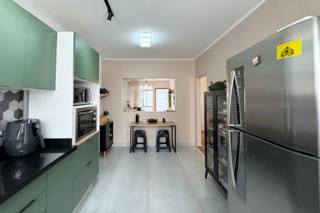 Casa para alugar com 170m², 3 quartos e 3 vagasCozinha 