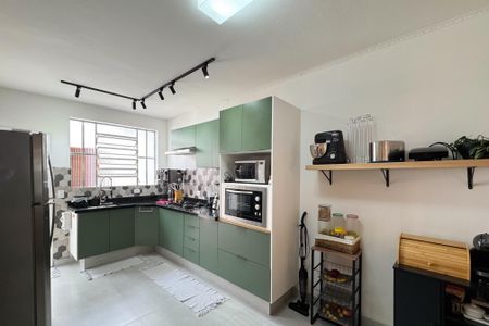 Casa para alugar com 170m², 3 quartos e 3 vagasCozinha 