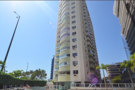 Apartamento para alugar com 87m², 2 quartos e 1 vagaFachada