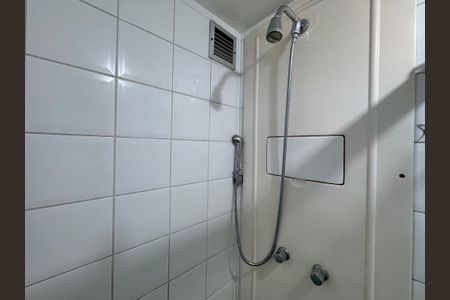 Apartamento para alugar com 87m², 2 quartos e 1 vagaSuíte - Banheiro