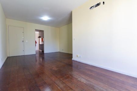 Apartamento para alugar com 93m², 3 quartos e 2 vagasSala