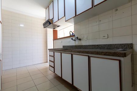 Apartamento para alugar com 93m², 3 quartos e 2 vagasCozinha