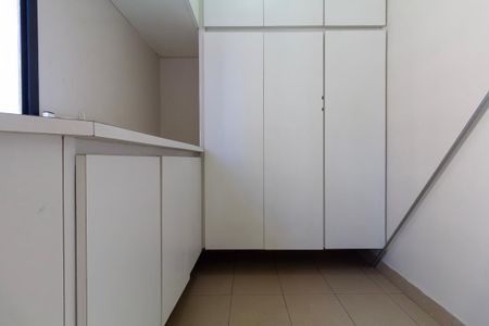 Apartamento para alugar com 93m², 3 quartos e 2 vagasDepósito
