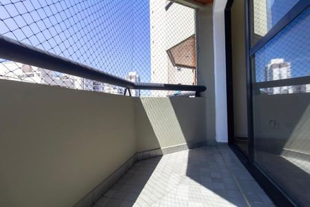 Apartamento para alugar com 93m², 3 quartos e 2 vagasVaranda