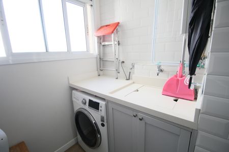 Apartamento à venda com 69m², 3 quartos e 2 vagasÁrea de Serviço