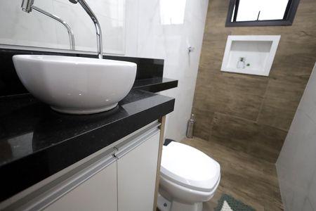 Casa à venda com 118m², 3 quartos e 2 vagasBanheiro