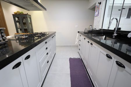 Casa à venda com 118m², 3 quartos e 2 vagasCozinha