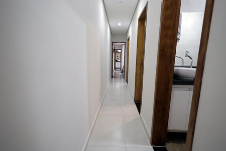 Casa à venda com 118m², 3 quartos e 2 vagasCorredor