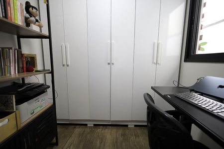 Casa à venda com 118m², 3 quartos e 2 vagasQuarto 2