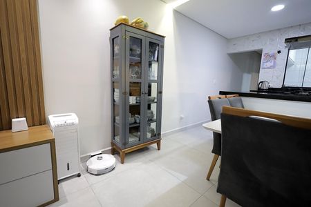 Casa à venda com 118m², 3 quartos e 2 vagasSala