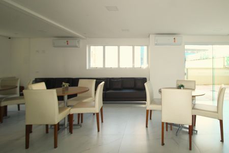 Apartamento à venda com 60m², 2 quartos e 2 vagasÁrea Comum