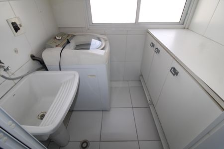 Apartamento à venda com 60m², 2 quartos e 2 vagasÁrea de Serviço