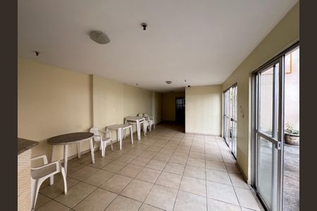 Apartamento para alugar com 87m², 2 quartos e 1 vagaÁrea comum - salão de festas