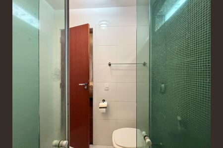 Apartamento para alugar com 87m², 2 quartos e 1 vagaSuíte - banheiro